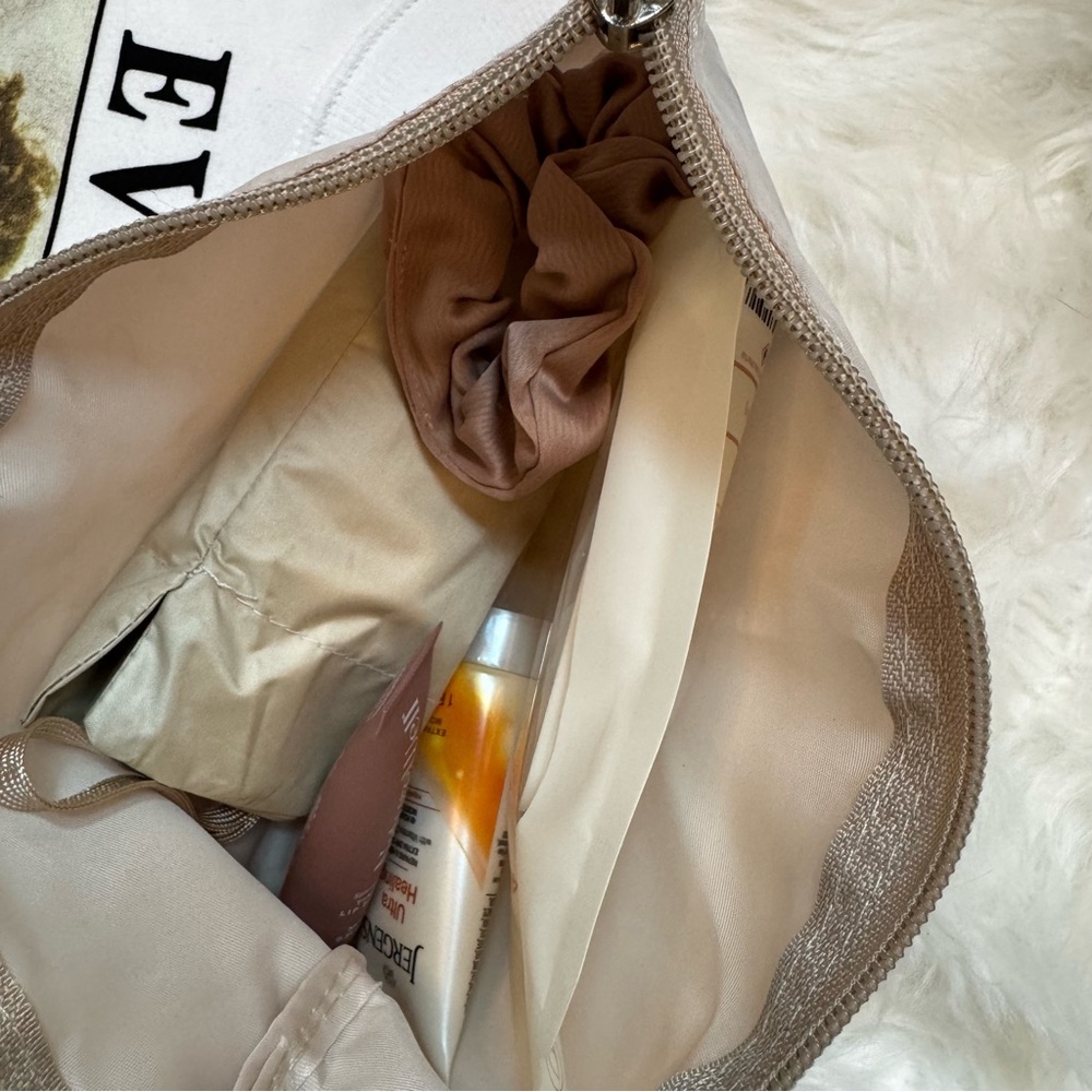 Cozy Neutral Lover Girlâs Perfect Errand Run Bundle Tan Beige Brown White Tote - Picture 5 of 9